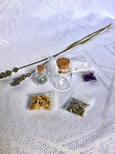 Load image into Gallery viewer, Dream Oracle Ritual Kit // Psychic Spell Jar