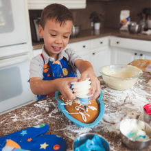 Load image into Gallery viewer, SALE - Out of this World Large Cake Making Set